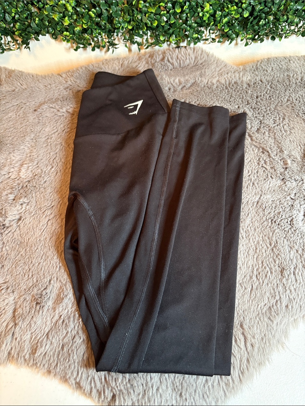 Gymshark Black High-Rise Leggings Size Small